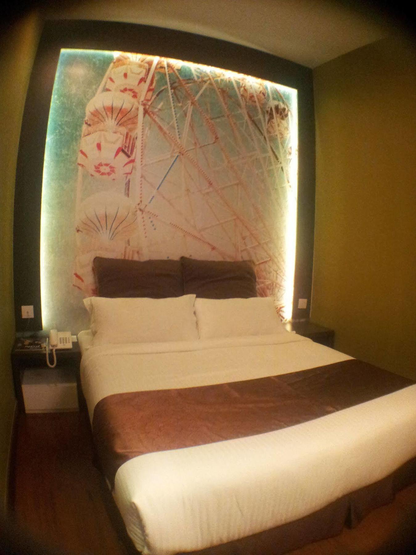 Chariton Hotel Nusa Bestari Джохор-Бару Экстерьер фото