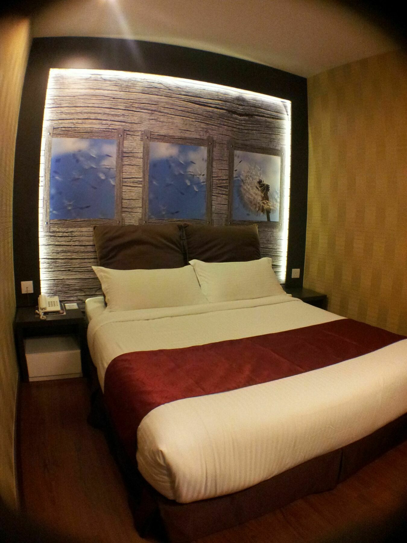 Chariton Hotel Nusa Bestari Джохор-Бару Экстерьер фото