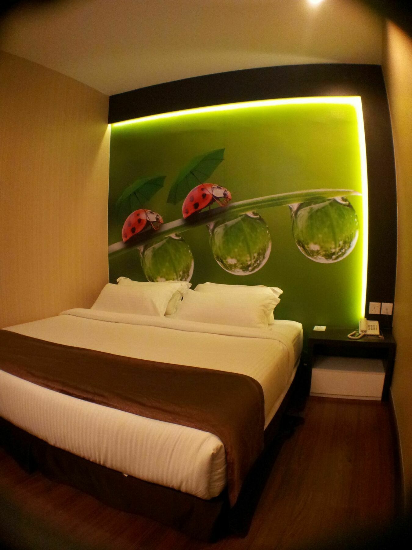 Chariton Hotel Nusa Bestari Джохор-Бару Экстерьер фото